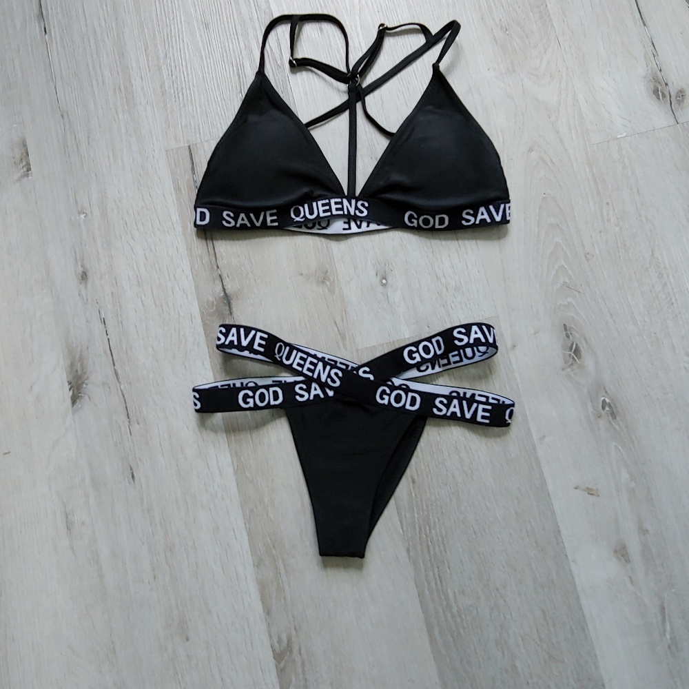 "God save queens" black and white bikini
